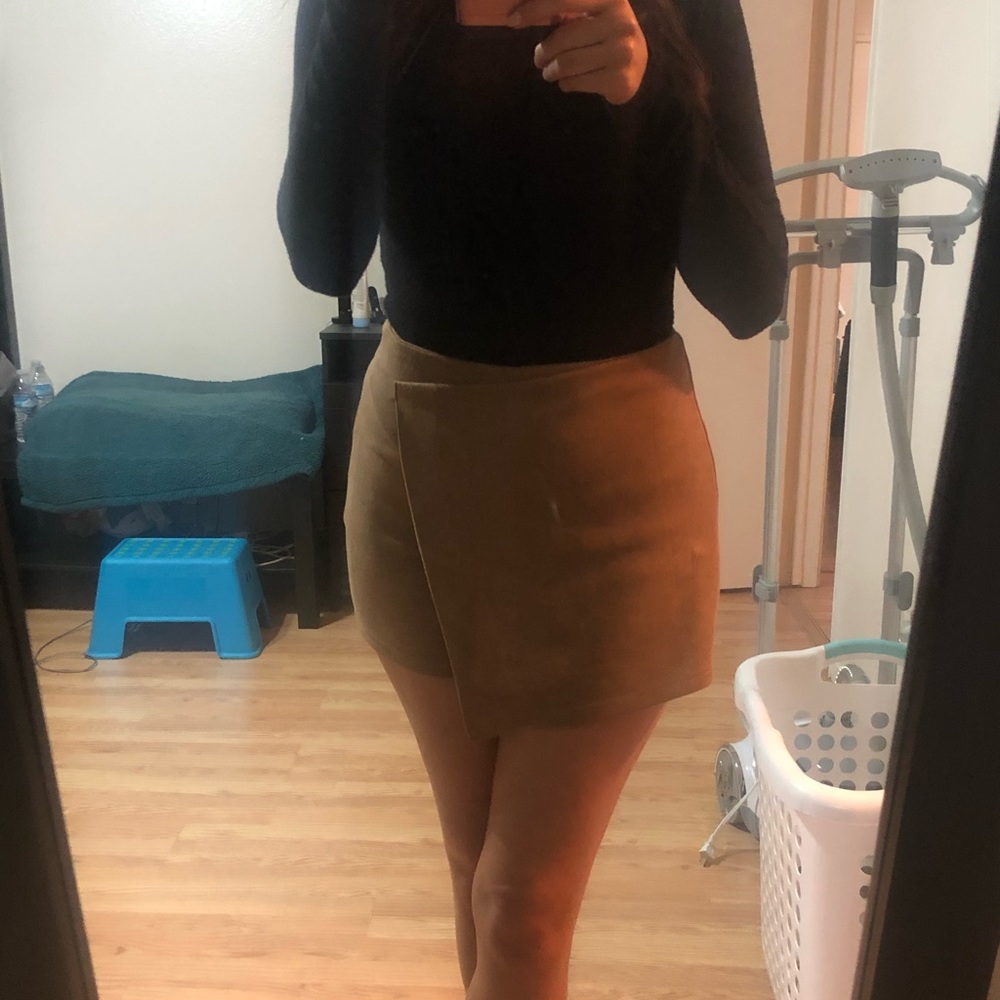 Small ANGL faux suede tan skort